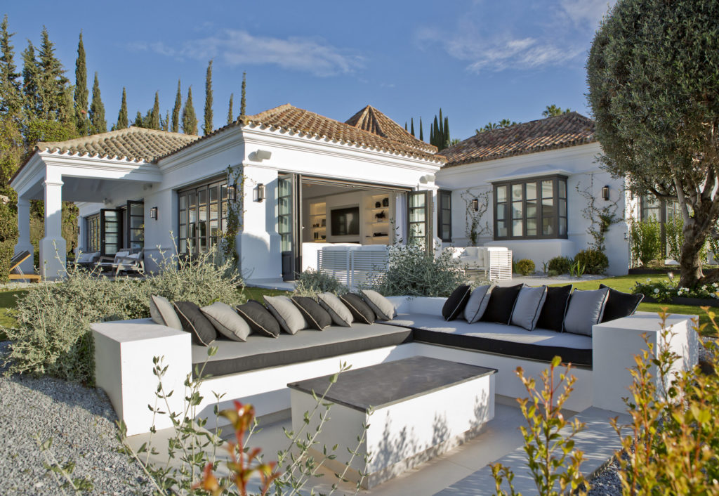 garden art by adarve