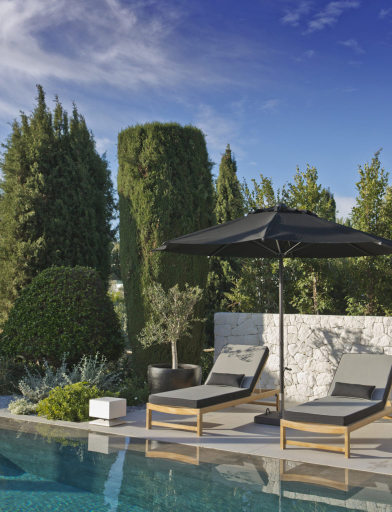 outdoor luxury gardens