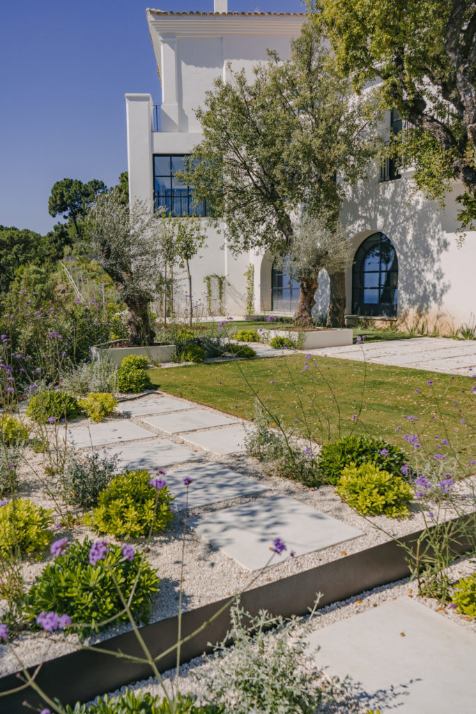 exclusive private gardens costa del sol